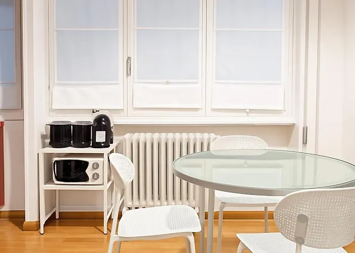 Colli Albani Metro Loft, Comfy & Well Connected Roma